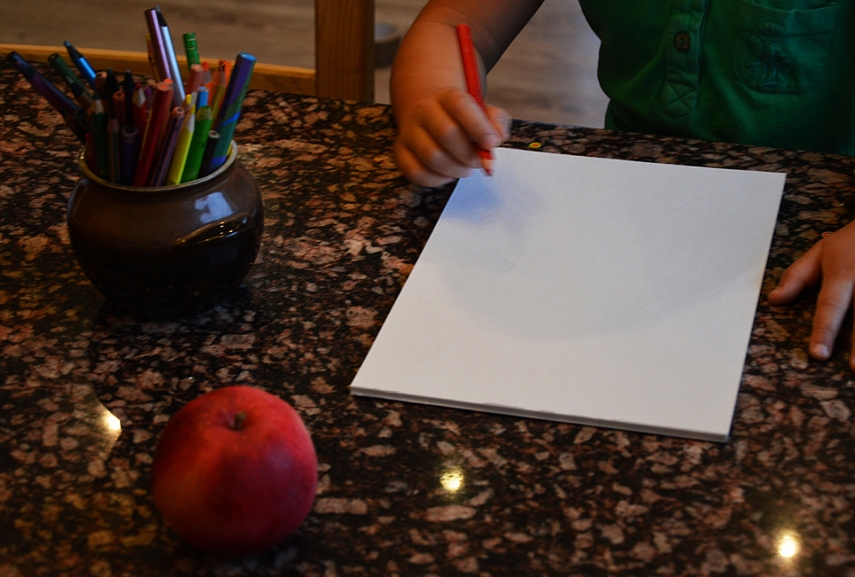 <p>Taigi, paprašiau nupiešti obuolį...</p>
